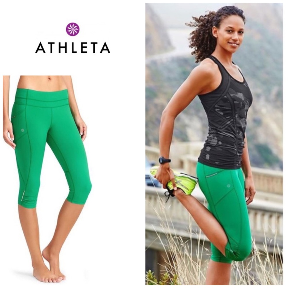 Athleta Dobby Be free Knicker crop pants - green